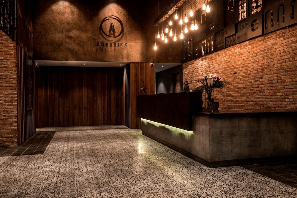 آكواريوس هوتل آند أوربن ريزورت فنوم بينه منطقة الاستقبال