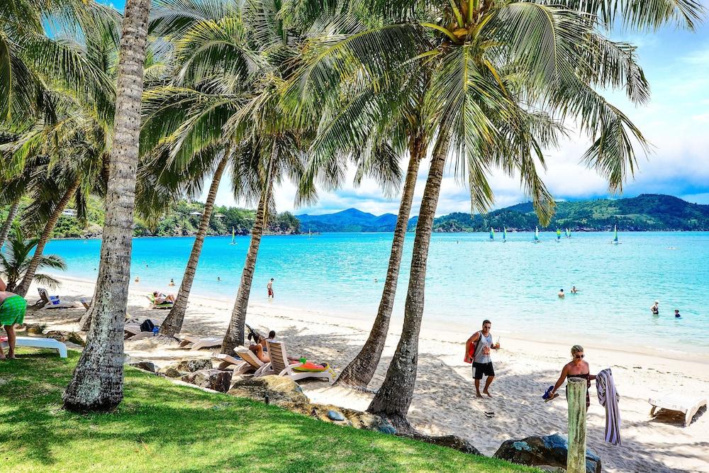 Whitsunday Apartment on Level 6 Beach