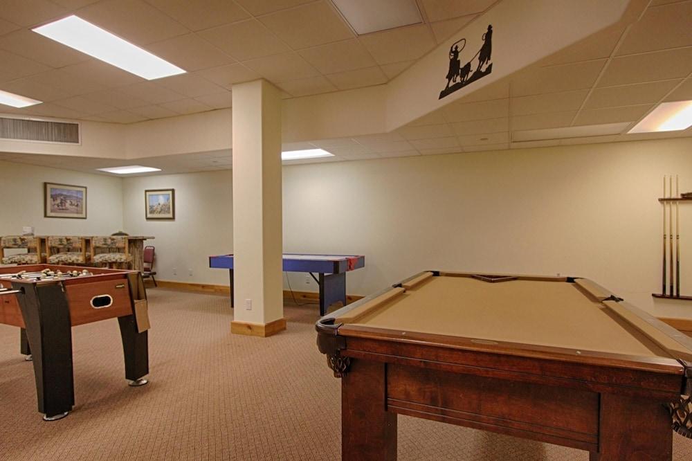 كورال آت بريكينريدج 102 إي باي بيك بروبيرتي مانيدجمنت غرفة الألعاب