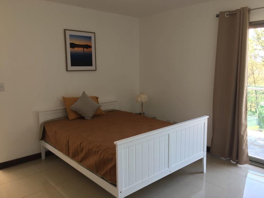 Las Yagrumas Condo Escazu Room