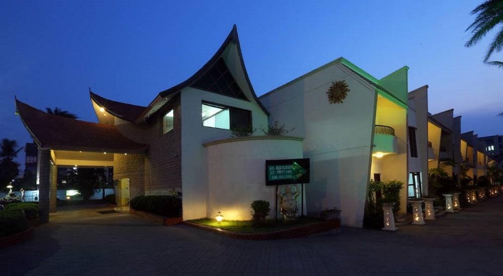 ILARA Hotel And Spa