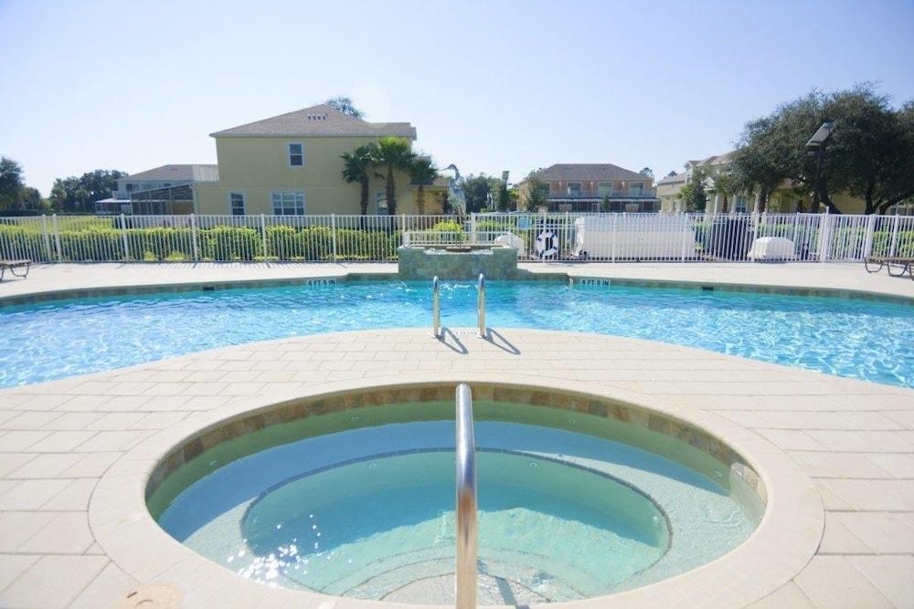 Aco235895 - The Retreat at Champions Gate - 3 Bed 3 Baths Townhome