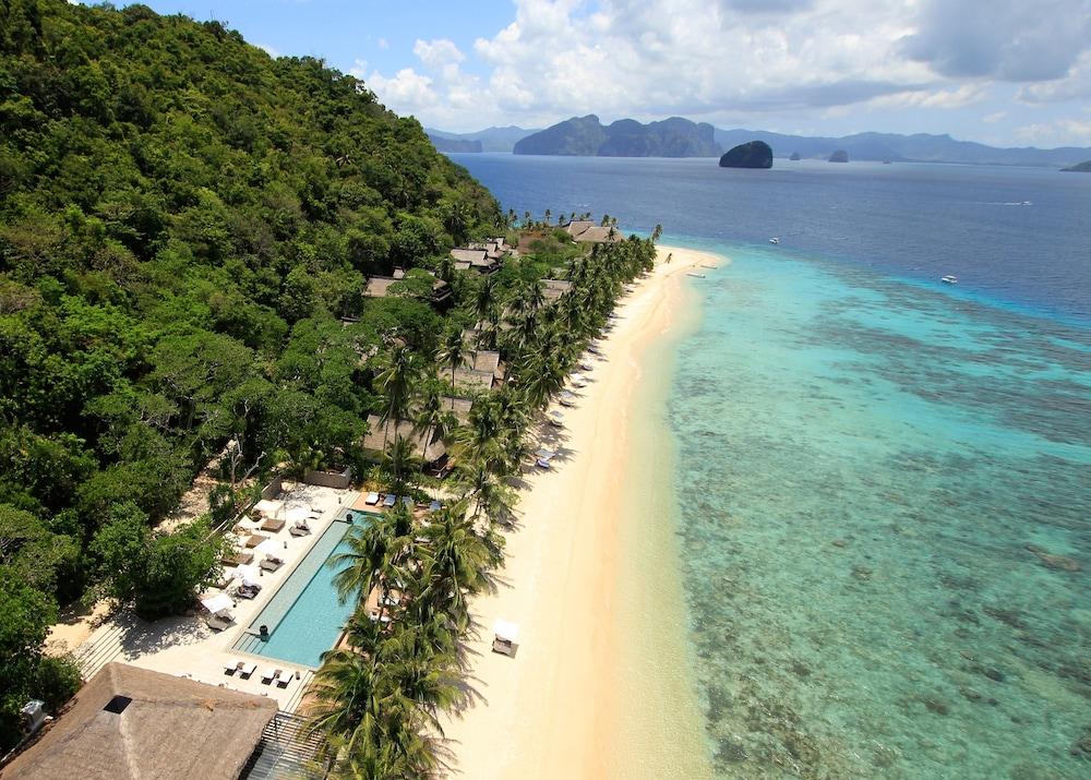 Pangulasian Island Resort Beach