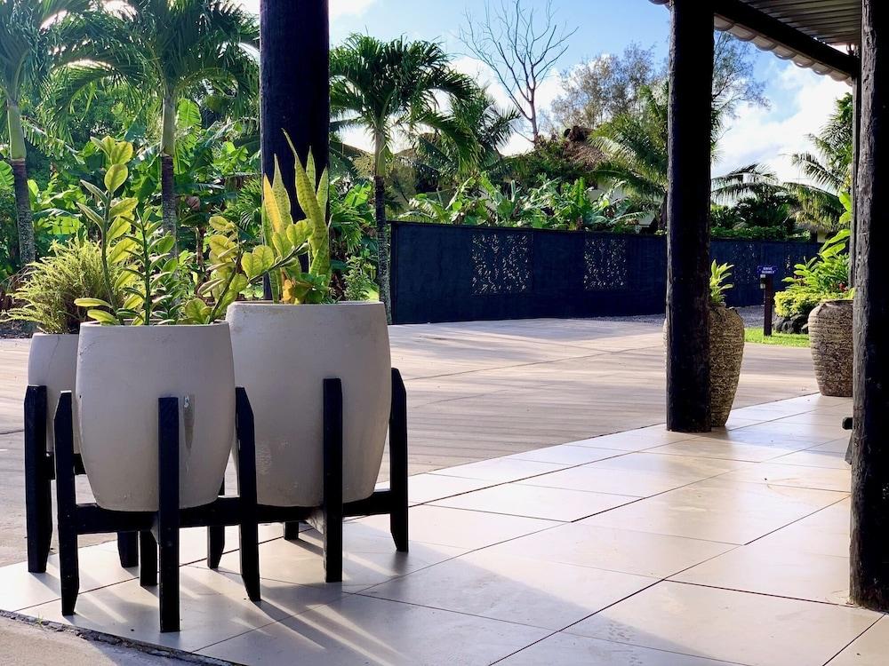 Muri Beachcomber Exterior