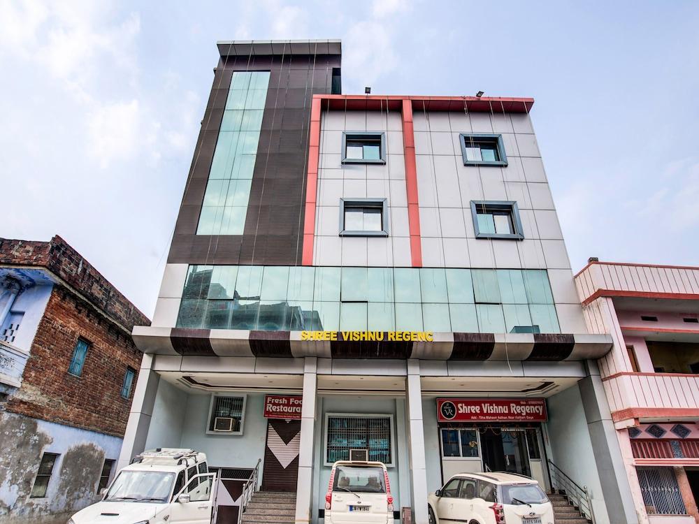 OYO 26889 Hotel Shree Vishnu Regency Exterior