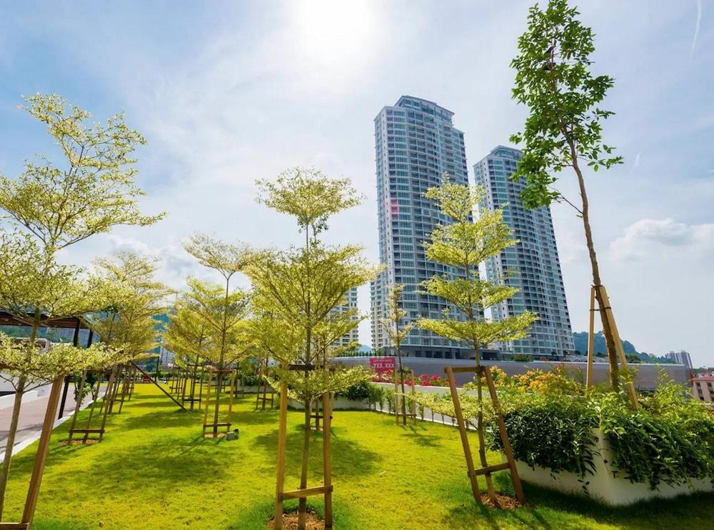 لاند مارك باي كاتانا باي سانجوين المنطقة المحيطة بالمنشأة