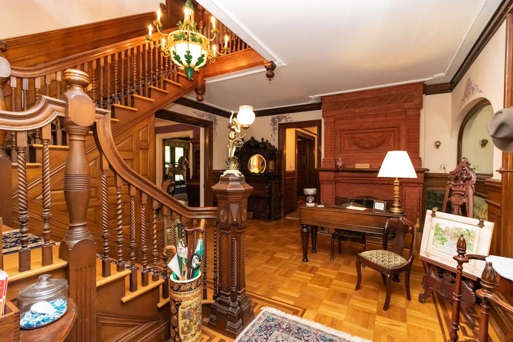 ساراتوجا دريمز بد آند بريكفاست