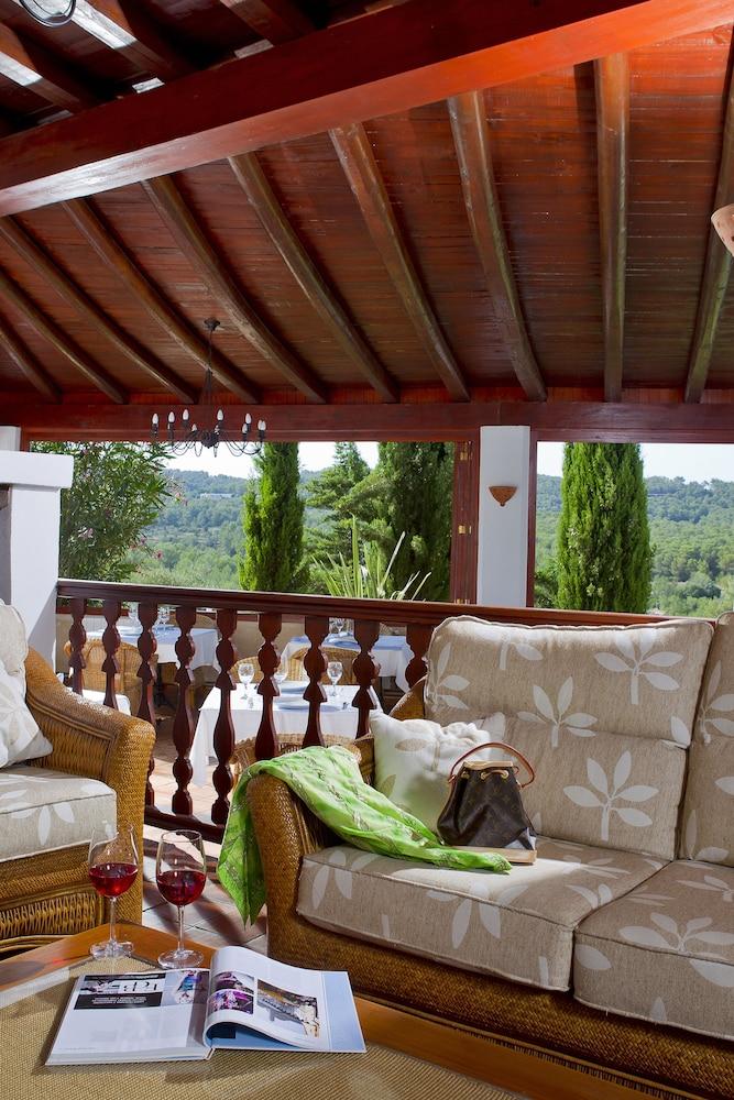 كان بير لايف ستايل آند سبا داخلي