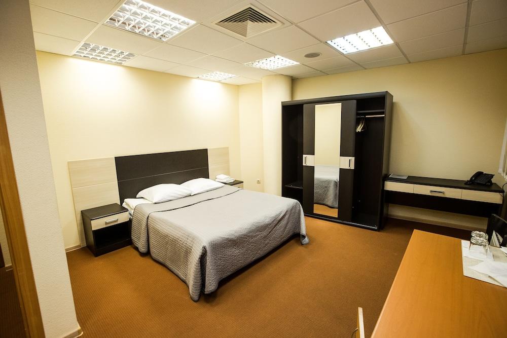 Divs Hotel Room