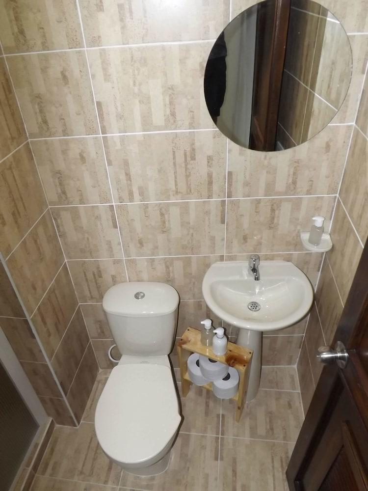 Edificio Angelo Bathroom
