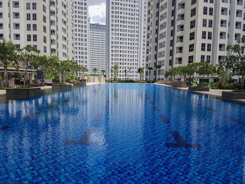 3BR Apartment with Pool View at M-Town Residence Waterslide
