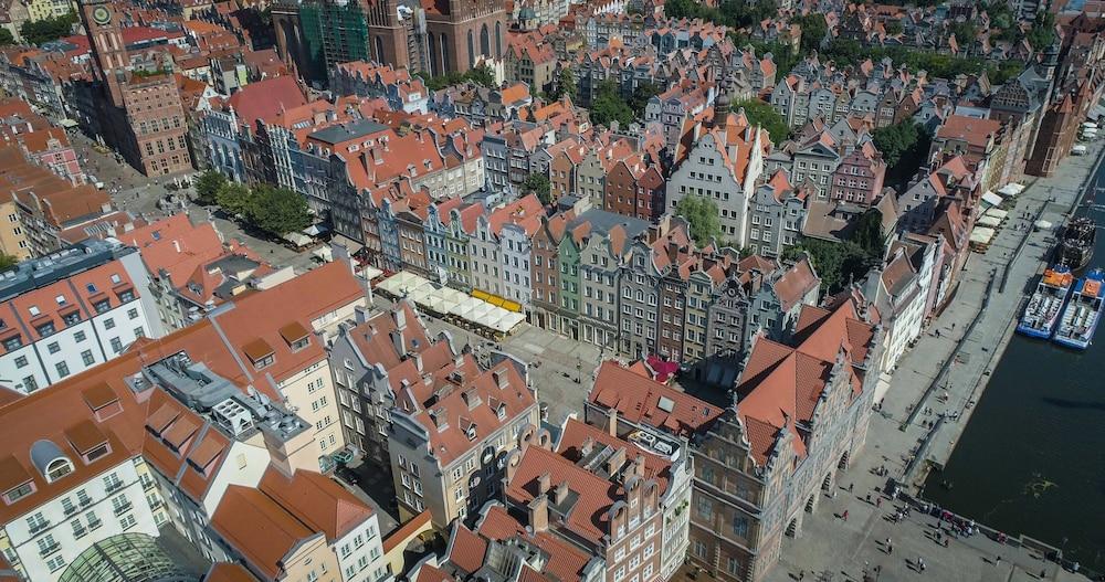 هولاند هاوس ريزيدانس أولد تاون منظر من الجو