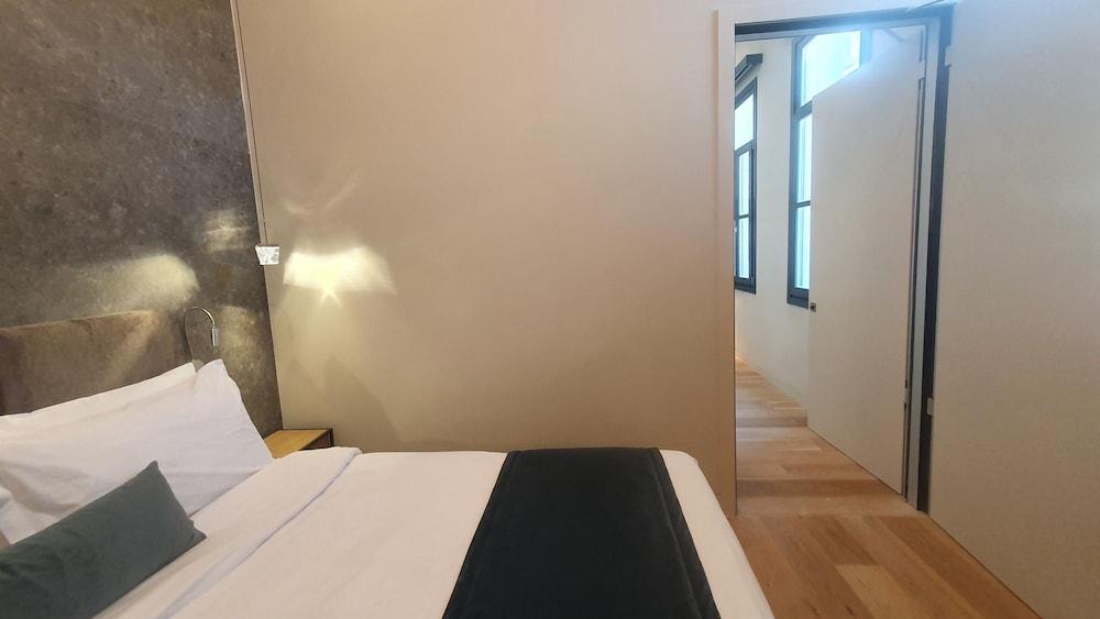 هيلينيك فيبس سمارت هوتل غرفة