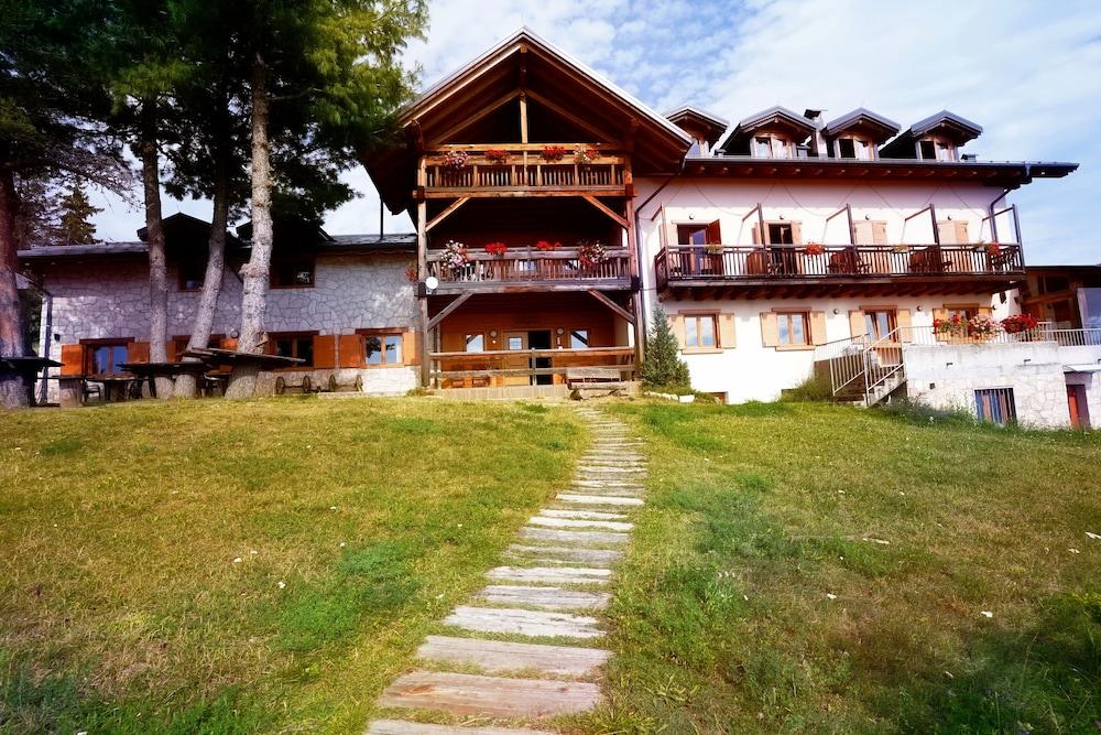 Rifugio Predaia ai Todesci Featured Image