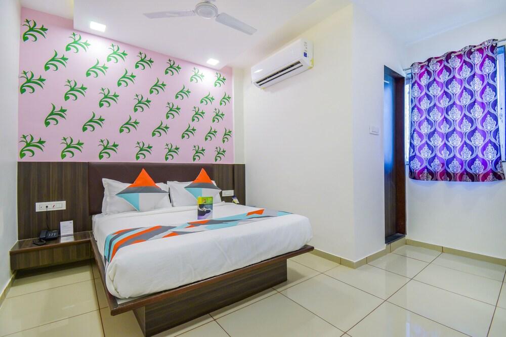 FabExpress Shiv Residency Exterior