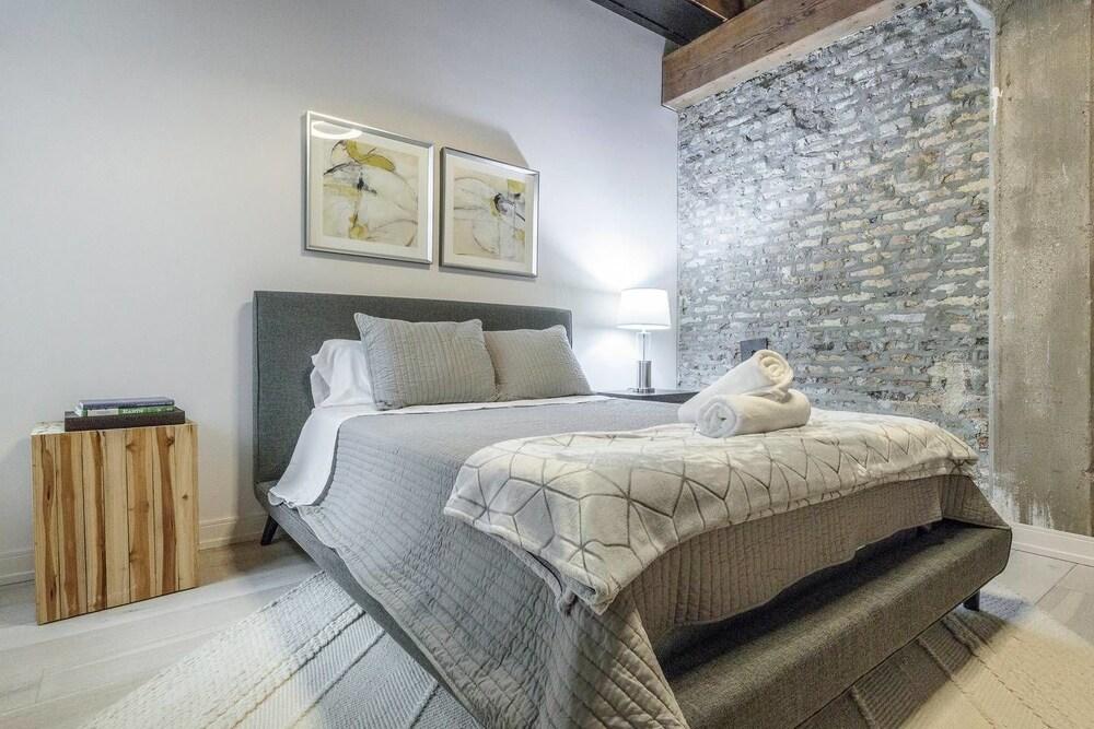 سبيشس آند برايفت 3 بد روم لاكشري كوندو إن داون تاون غرفة