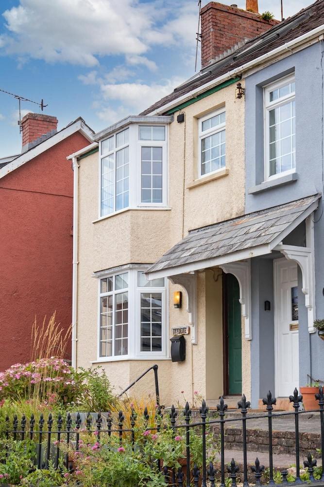 آيفيدين - بيوتيفول كوتيدج ستون ثرو فروم بيتش واندرفول سي فيوز غرفة