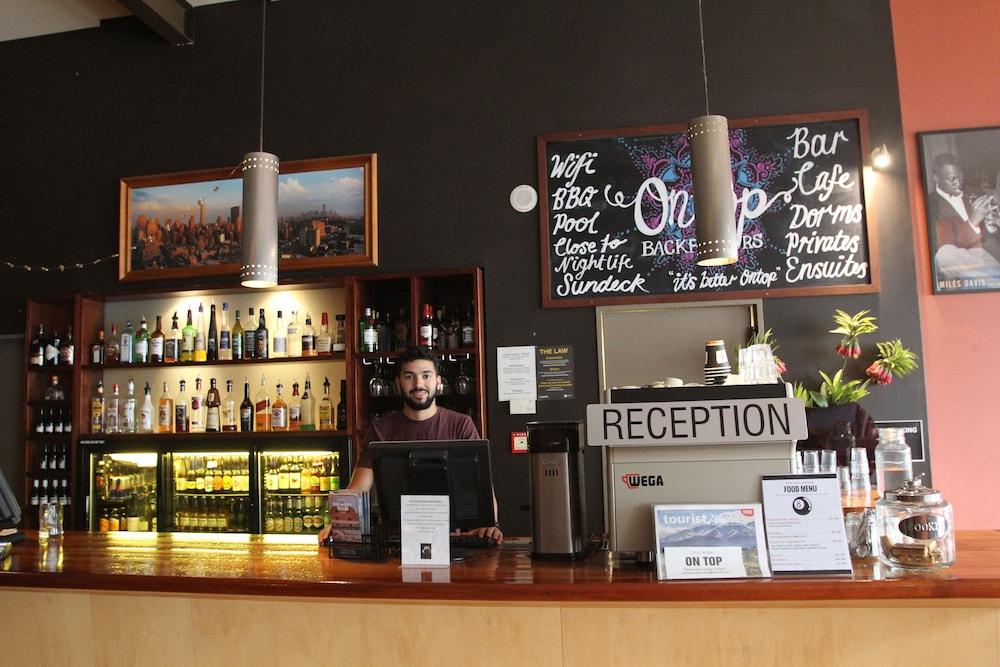 On Top Apartments & Hostel Backpackers
