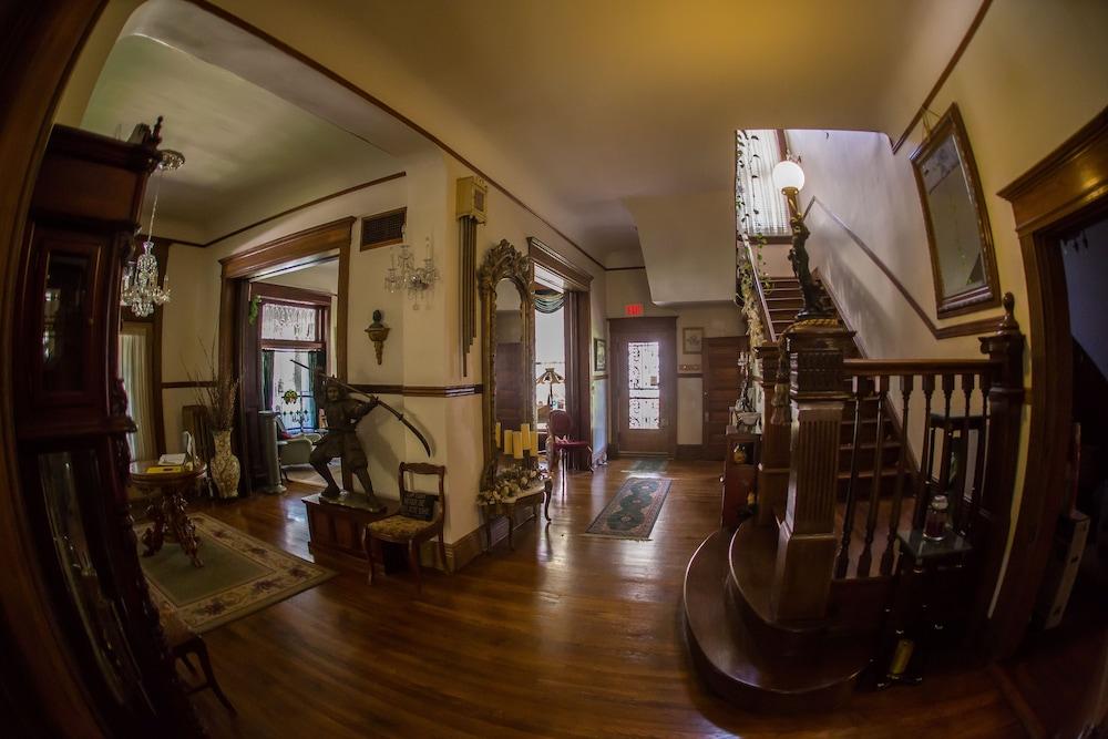 بيل مانشين آن إليجنت بيد آند بريكفاست الفندق من الداخل