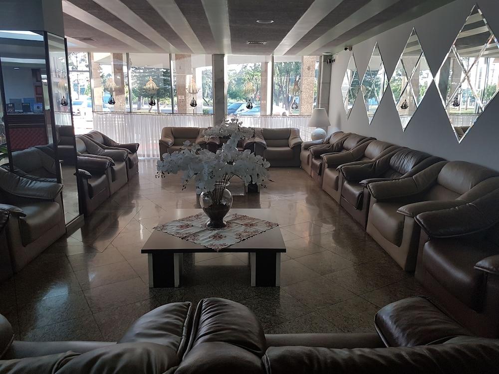 دوم بيدرو وان بالاس هوتل داخلي