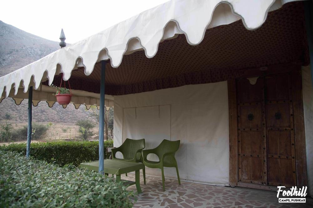 Foothill Pushkar Resort Exterior