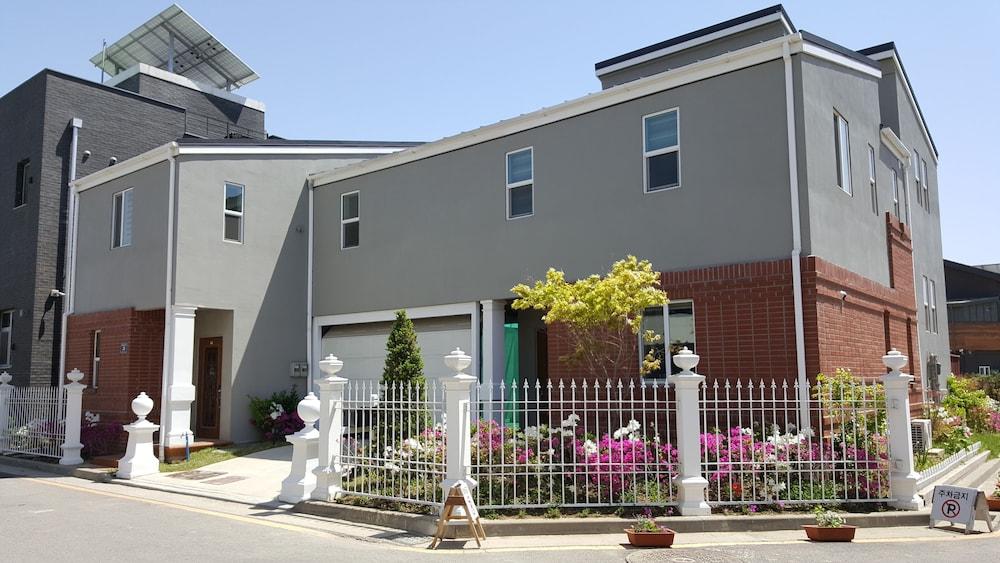 All-In-One Guesthouse