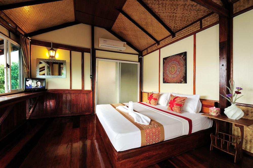 Phuphaya Seaview Resort Others