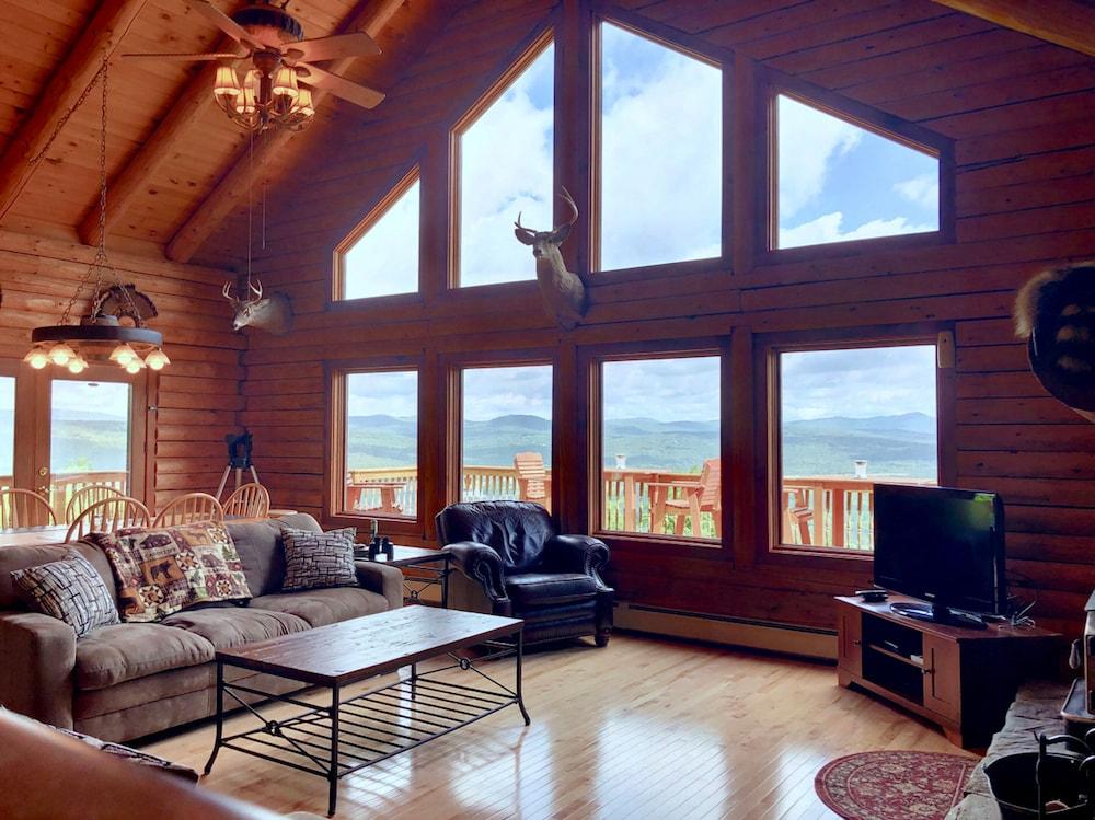 ماجيستيك فيستا ماونتنسايد كابينز إن دالتن،  نيو هامشير - باي برتن وودز فاكيشنز