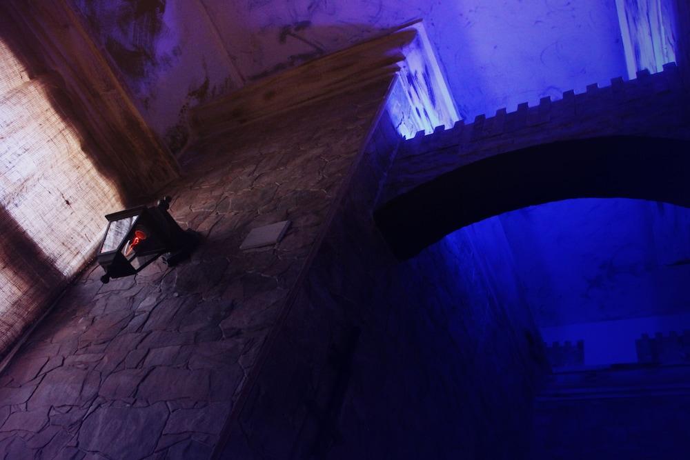 كاميلوه بيه إيه بيه باليرمو تفاصيل الفندق من الداخل