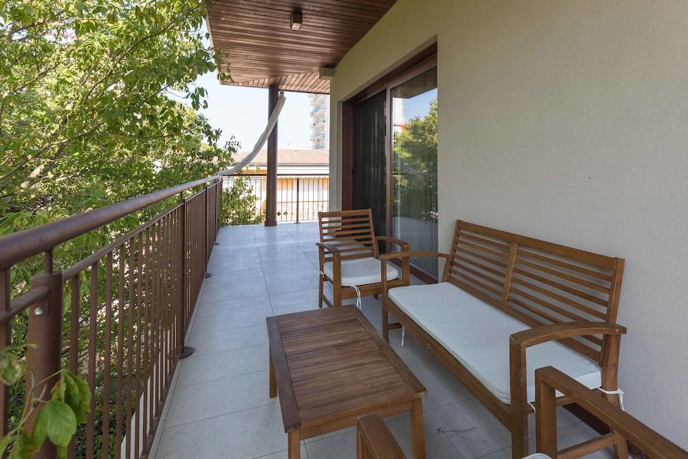 تاسو أبارتمنتس