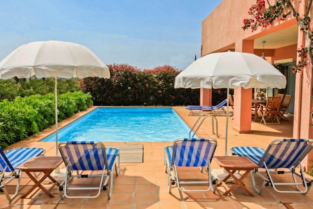 Villa Vali Large Private Pool Walk to Beach Sea Views A C Wifi Car Not Required - 1019 Room