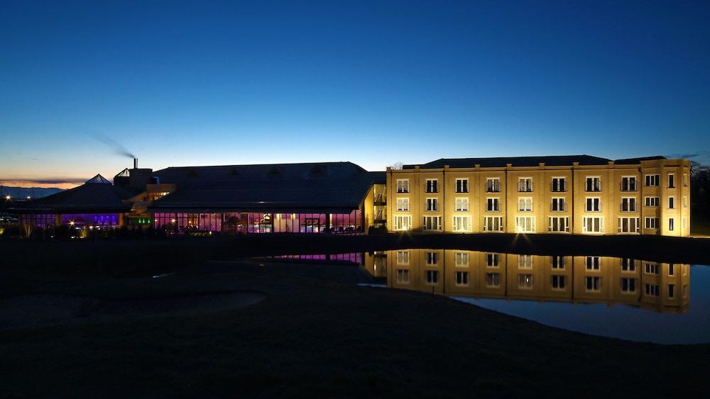 رامسايد هول هوتل، غولف آند سبا المنطقة الخارجية