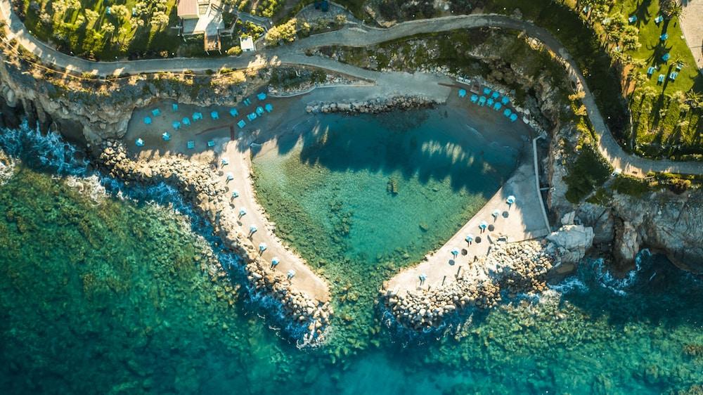 Iberostar Waves Creta Panorama & Mare Aerial View