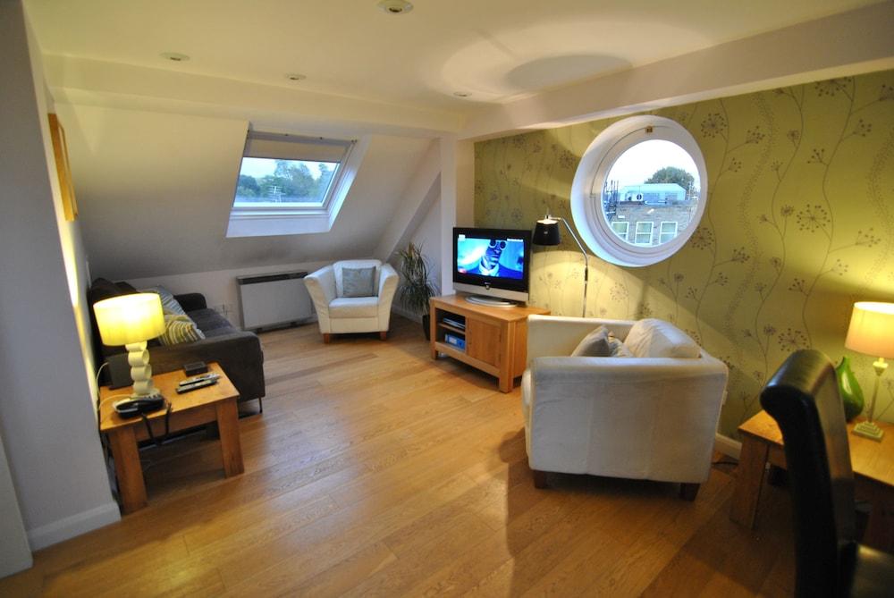 ذا كورت يارد