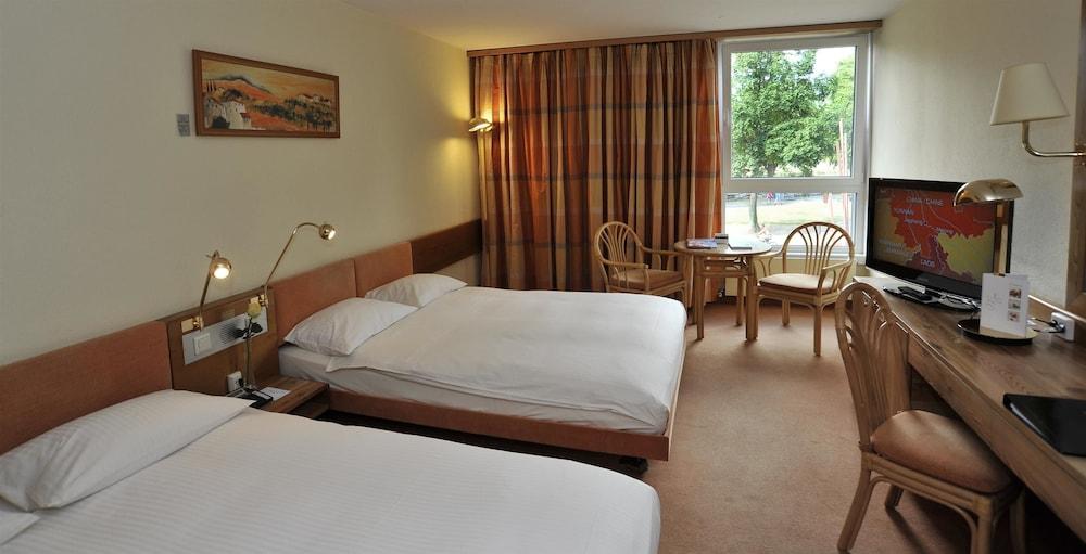 جولدن توليب باركهوتل نيو-أولم غرفة ضيافة