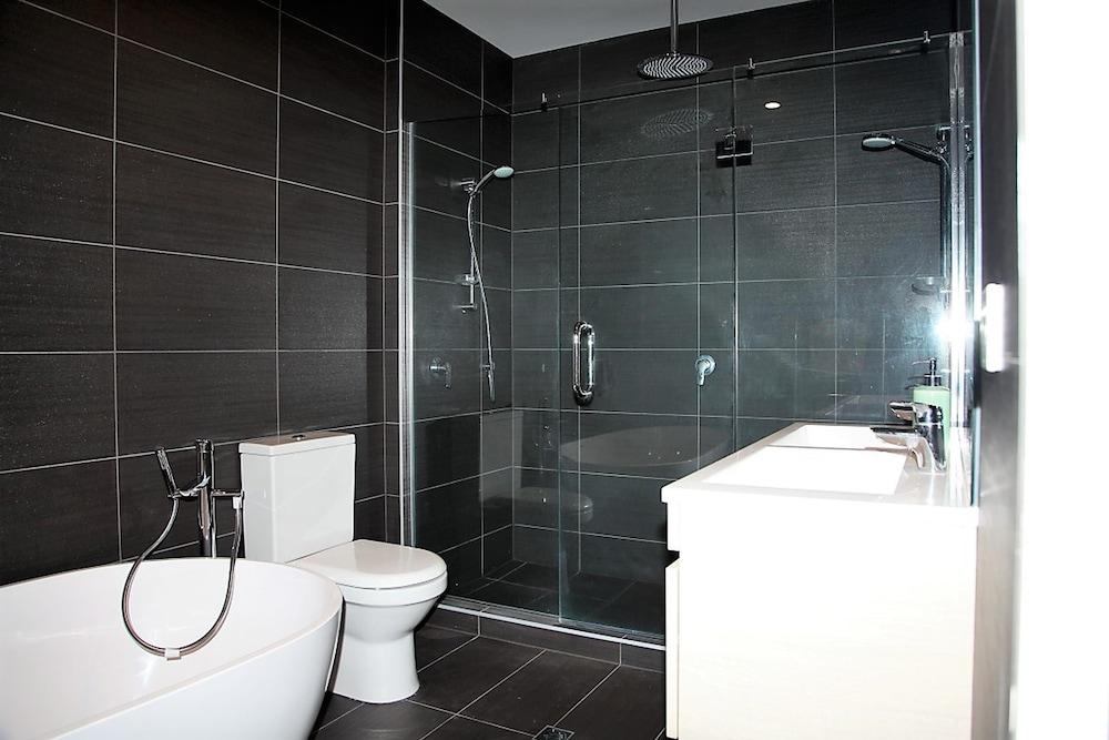 فريمانز باي ثري بيدروم ويذ أ فيو حمام