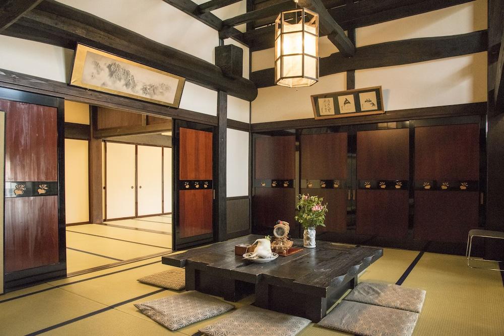 Busuitei Lobby Sitting Area