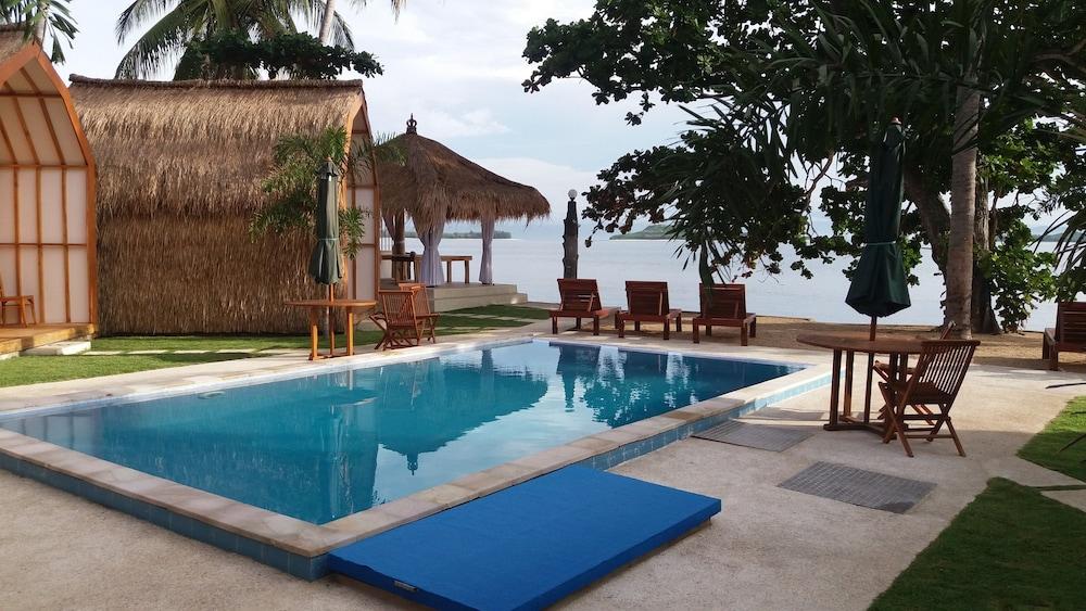 ذا بليس بيتش بنجالوز منظر من الجو