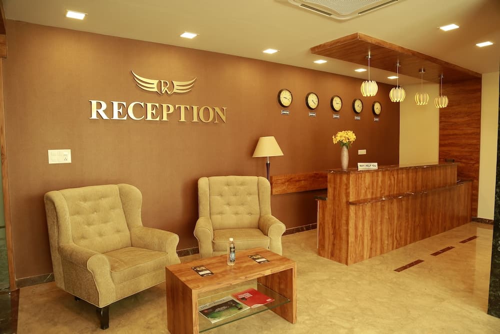 Silicon Inn Lobby