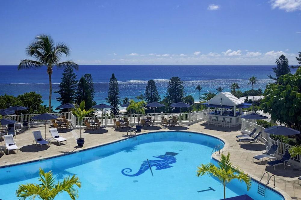 Elbow Beach Featured Image