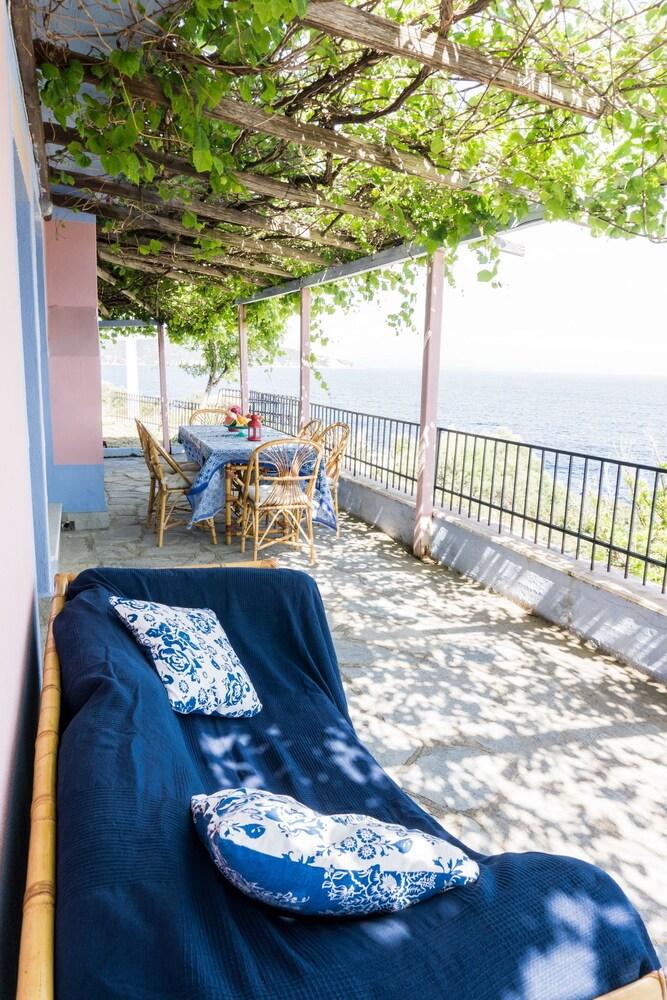Zennova Sea & Mount Athos View 1 Exterior