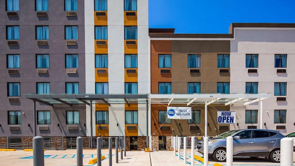 بيست ويسترن فار روكاواي/جاي إف كاي أيربورت أريا هوتل أخرى