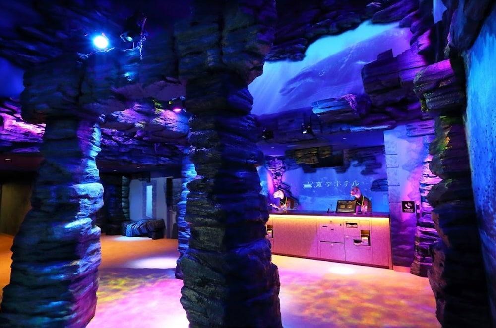 ويرد ريزورت آند سبا كانساي أيربورت منطقة الاستقبال