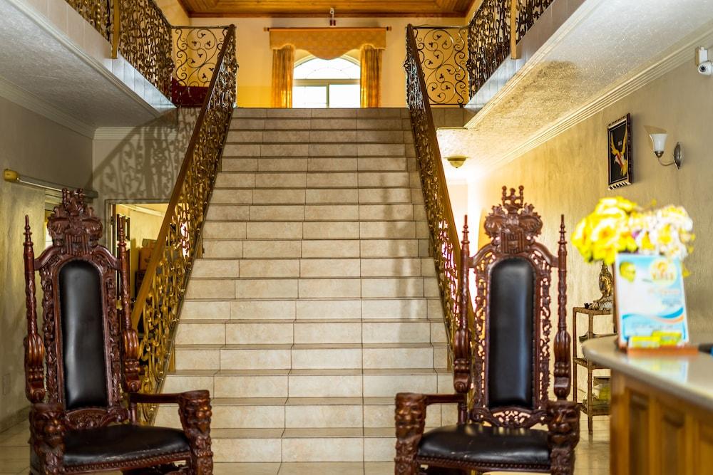 هوليداي هافين ريزورت آند بانكيت هول الردهة