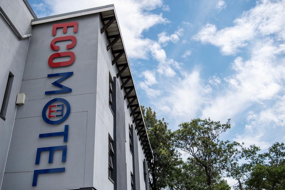 إيكوموتل كيمبتون بارك