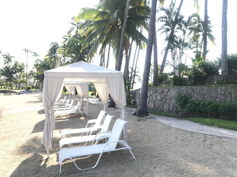 مارينا فيلاز - جراند إيسلا نافيداد الشاطئ