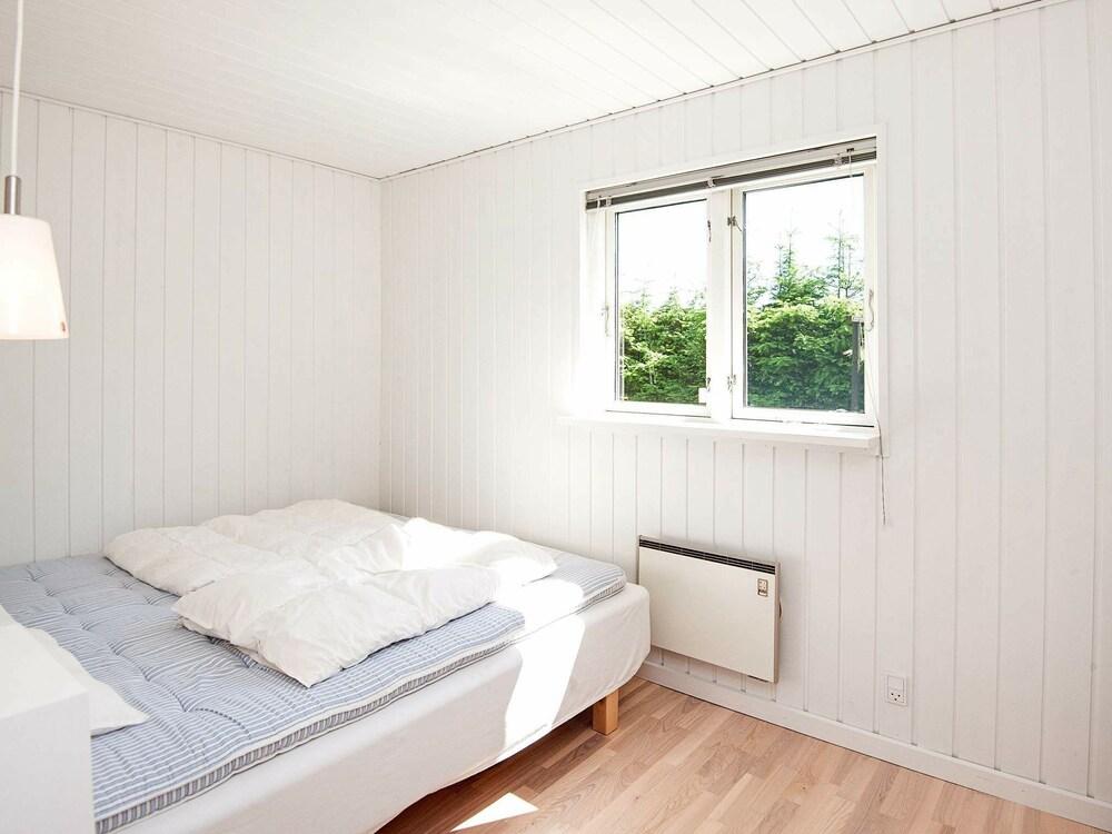 بيوتيفول هوليداي هوم إن جرينا ويذ سونا غرفة