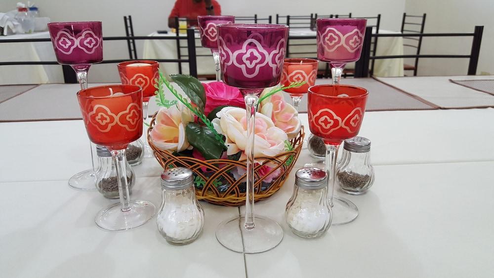 بيل فلي ميشنز هوتل تفاصيل الفندق من الداخل