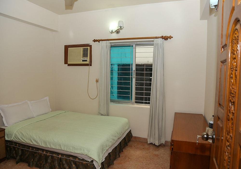 Maya Service Apt Room