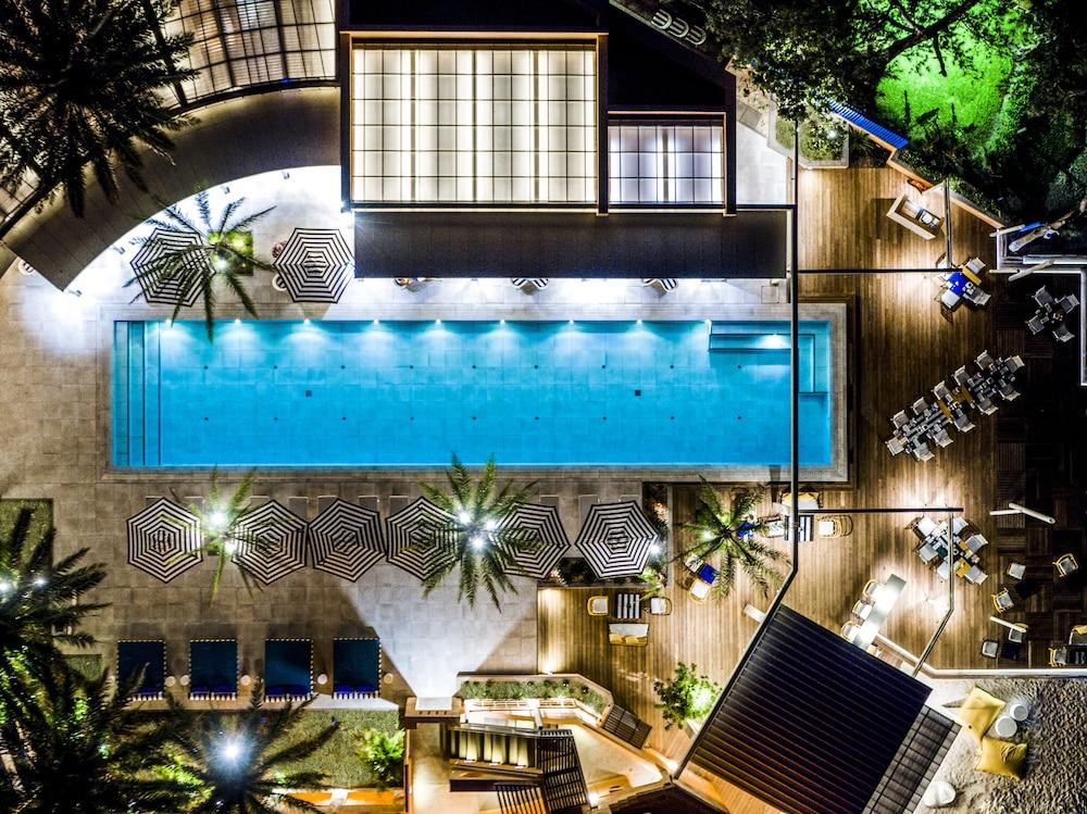 سالت أوف بالم ، أن أدالت أونلي بوتيك هوتل منظر من الجو